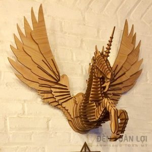 Đèn gỗ Mẫu đèn trang trí ngựa sừng bay ốp tường sang trọng (1)