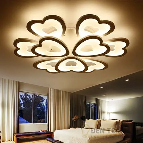 đèn ốp trần led gỗ 9 trái tim màu đen