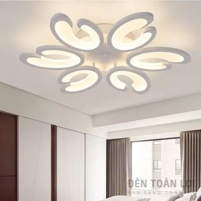 Đèn Ốp Trần Mẫu đèn led áp trần 6 cánh tai thỏ mỏng