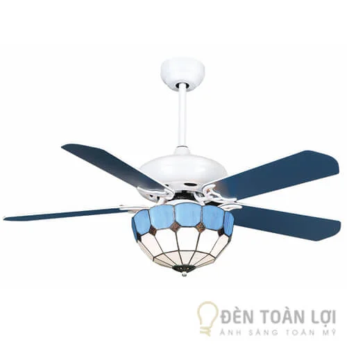 Đèn quạt trần màu đen phong cách Địa Trung Hải