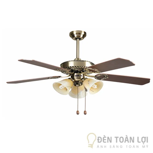 Đèn quạt trần màu đen trang trí phòng khách