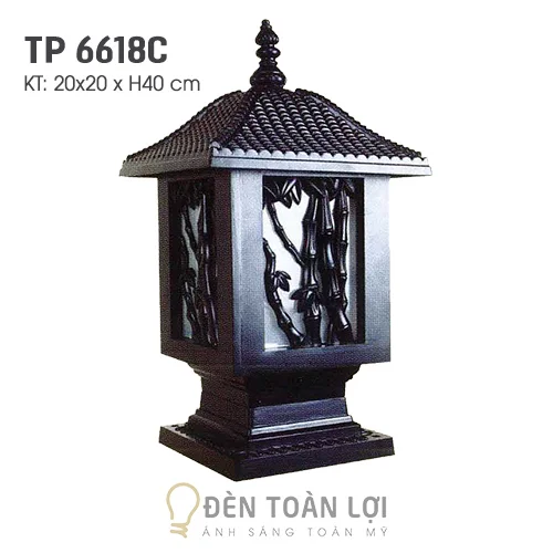 Đèn trụ màu đen trang trí sân vườn hoa văn hình cây trúc