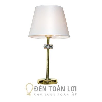 Đèn ngủ Mẫu đèn tab đầu giường chụp tam giác DB27