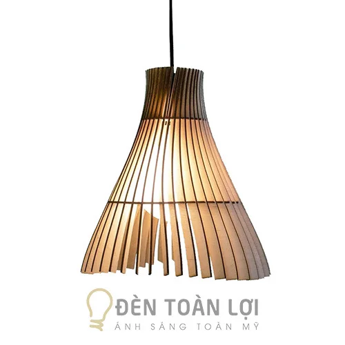Đèn gỗ màu đen hình quả cầu lông