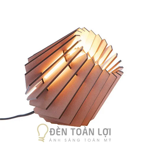 Đèn gỗ màu đen TL058