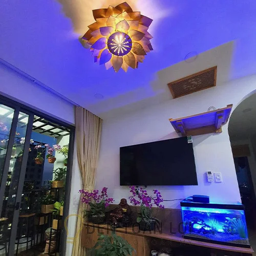 Đèn Gỗ: Mẫu đèn gỗ hoa sen thả trần hoặc treo vách loại lớn TL069
