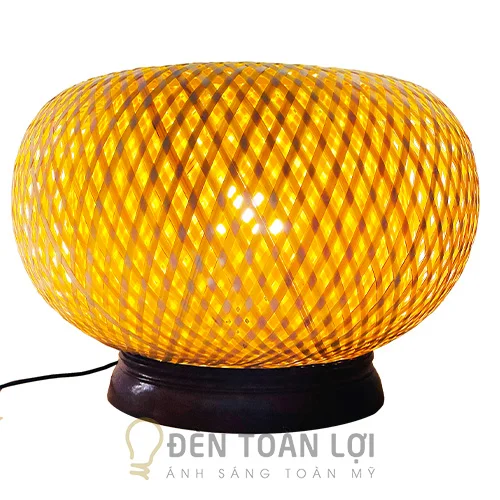 Đèn mây tre màu đen