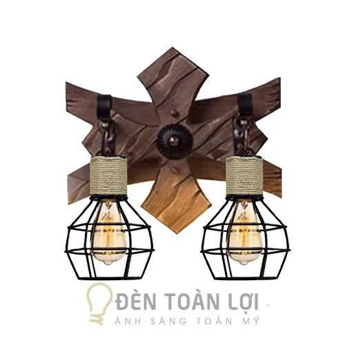 Đèn gỗ màu đen vách gỗ biểu tượng đạo hải tặc trang trí quán cafe