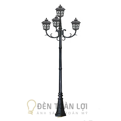 Đèn trụ cổng: Mẫu đèn trụ đúc nhỏ 3+1 đầu đèn 0106 trang trí sân vườn