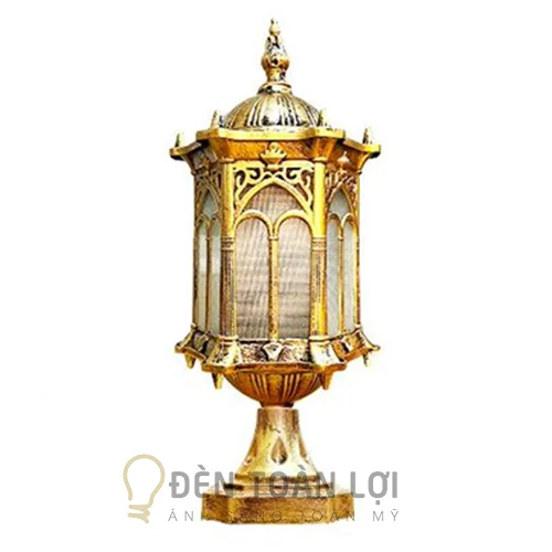 đèn trụ cổng cổ điển sơn vàng giá rẻ