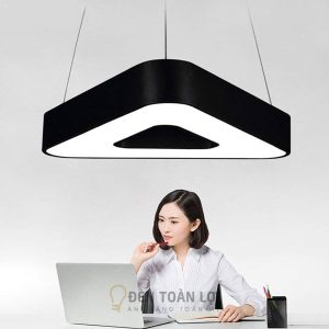 Đèn Thả Tam Giác Trang Trí Văn Phòng 600mm 48W — Đèn Toàn Lợi