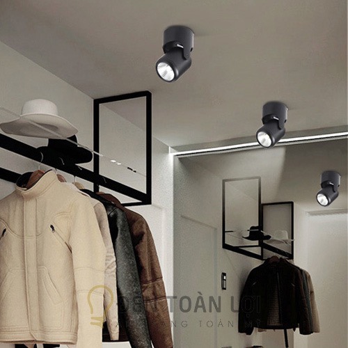 Đèn ống bơ gập chiếu quần áo shop thời trang