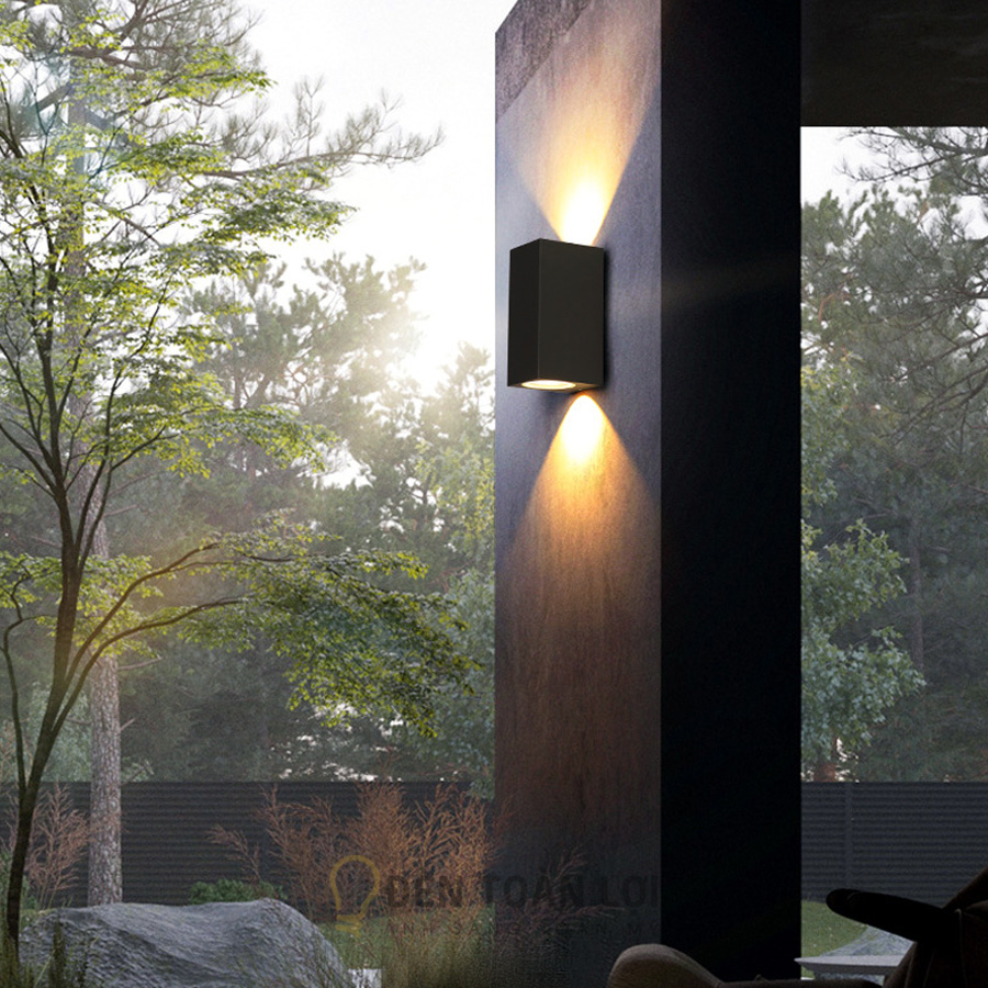 Đèn vách ngoài trời hình hộp chữ nhật hắt 2 đầu VNT612 gắn tường