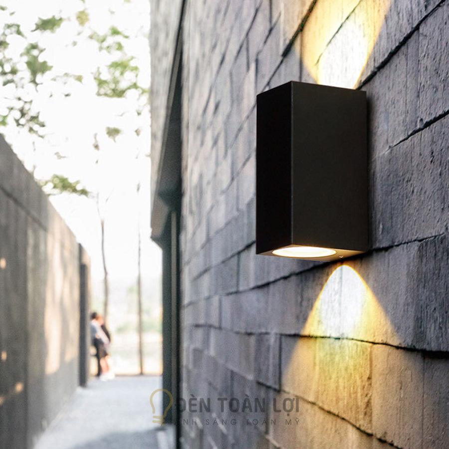 Đèn vách hộp chữ nhật gắn ngoài trời