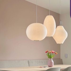 Bộ đèn vải nhiều kiểu treo ngẫu nhiên trang trí sảnh khách sạn