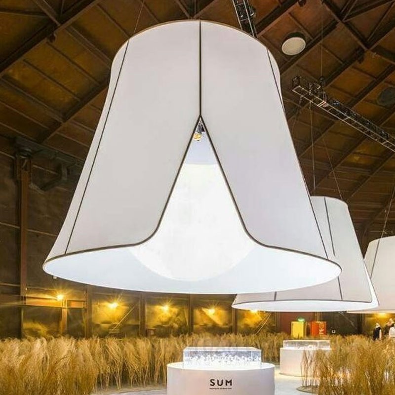 Mẫu đèn vải thiết kế thả trần không gian lớn không gian trưng bày