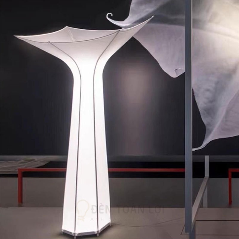 Đèn vải để sàn hoa kèn nghệ thuật trang trí sảnh